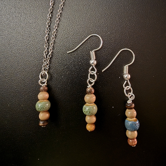 Beaded Silver Jewelry Set - Picture 1 of 1
